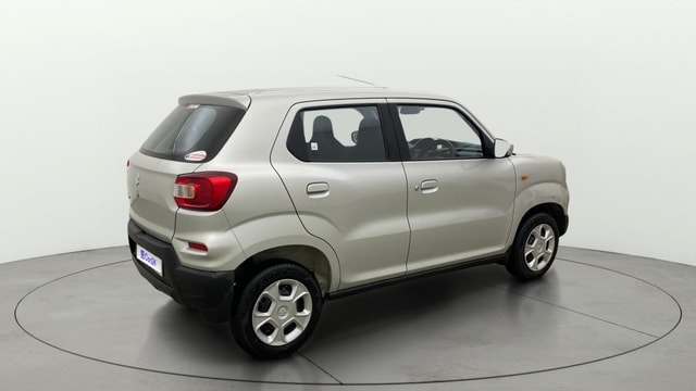 View Maruti Suzuki 1000 Image 41 Used Maruti Suzuki 1000 Image 41
