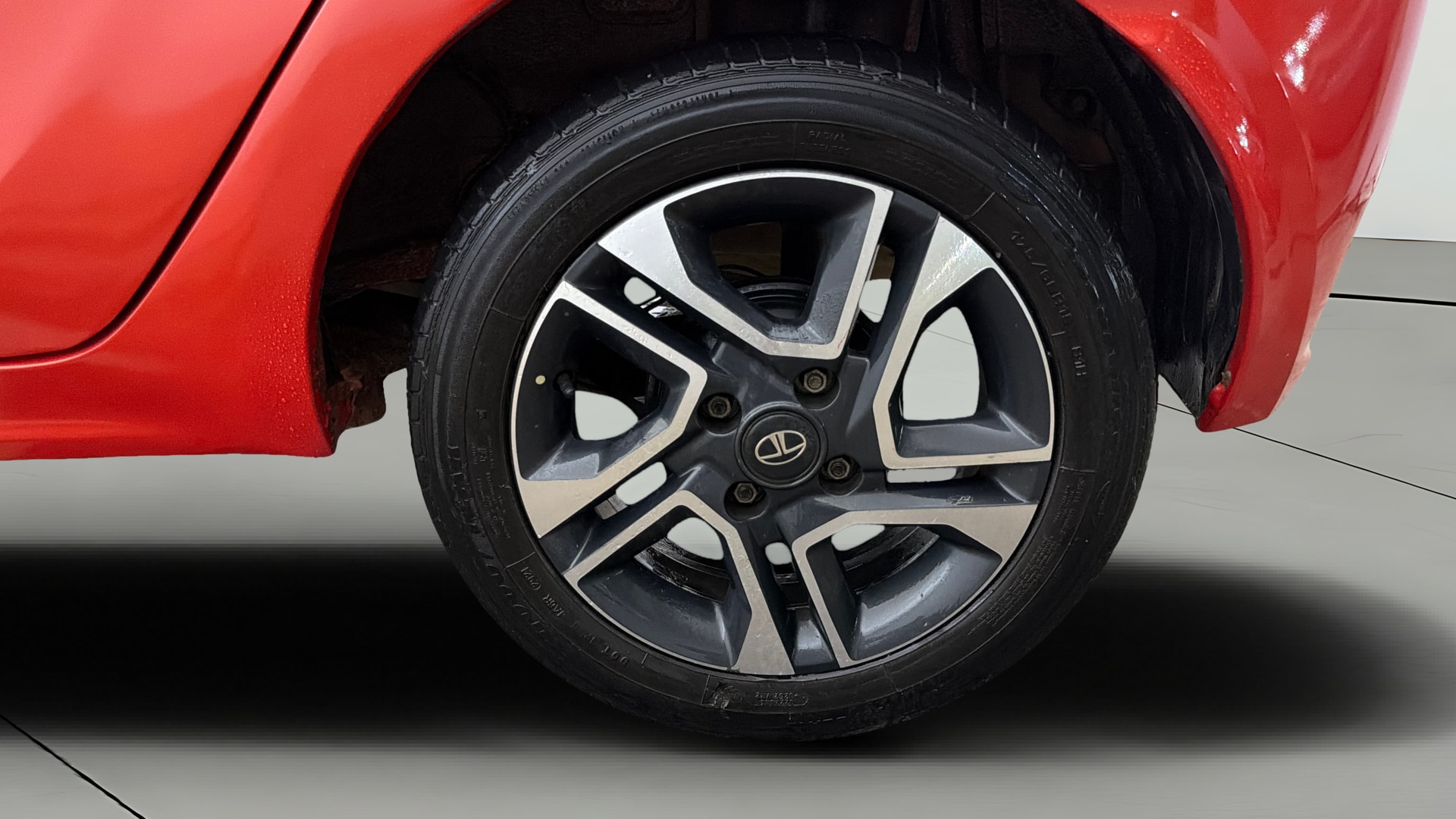 View 2020 Tata Tiago Revotorq XB Image 11 Used 2020 Tata Tiago Revotorq XB Image 11