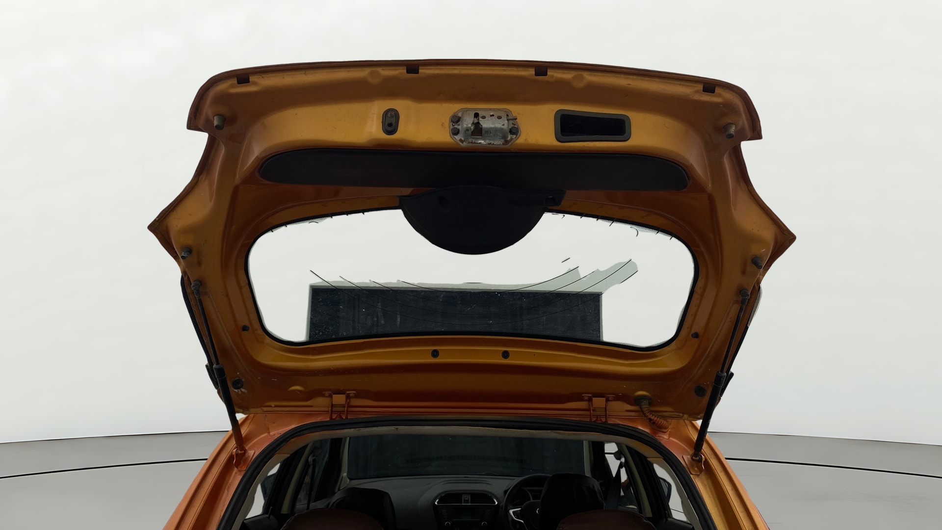 View 2017 Tata Tiago Revotorq XB Image 16 Used 2017 Tata Tiago Revotorq XB Image 16