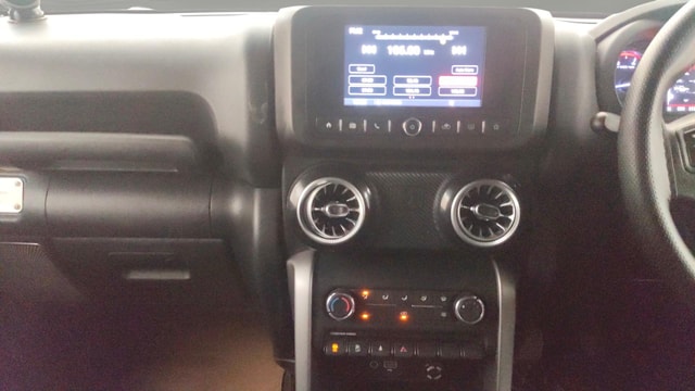 View Mahindra Thar Image 16 Used Mahindra Thar Image 16