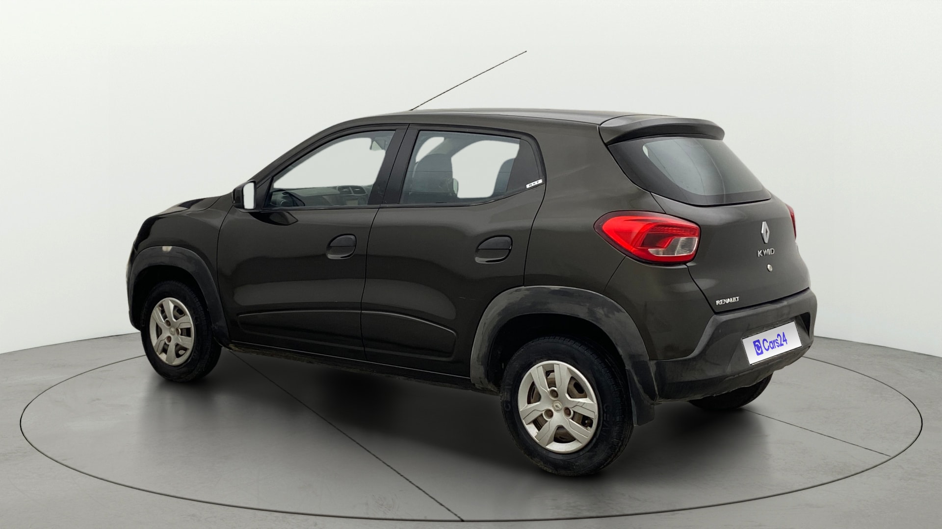 View 2016 Renault Kwid RXT 1.0 Image 2 Used 2016 Renault Kwid RXT 1.0 Image 2