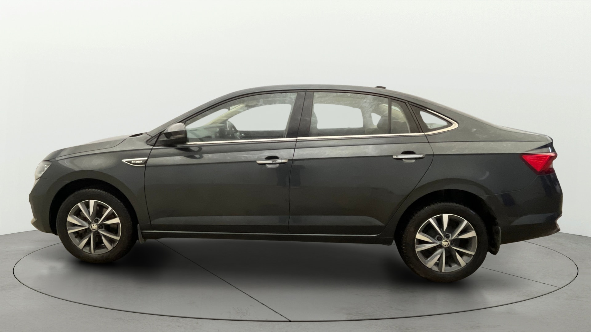 View 2022 Skoda Slavia Style 1.5 TSI DSG Image 26 Used 2022 Skoda Slavia Style 1.5 TSI DSG Image 26