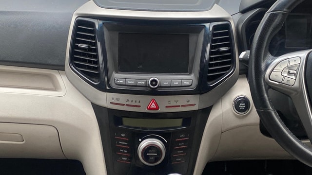 View Mahindra XUV300 Image 33 Used Mahindra XUV300 Image 33