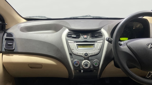 View Hyundai EON Image 17 Used Hyundai EON Image 17