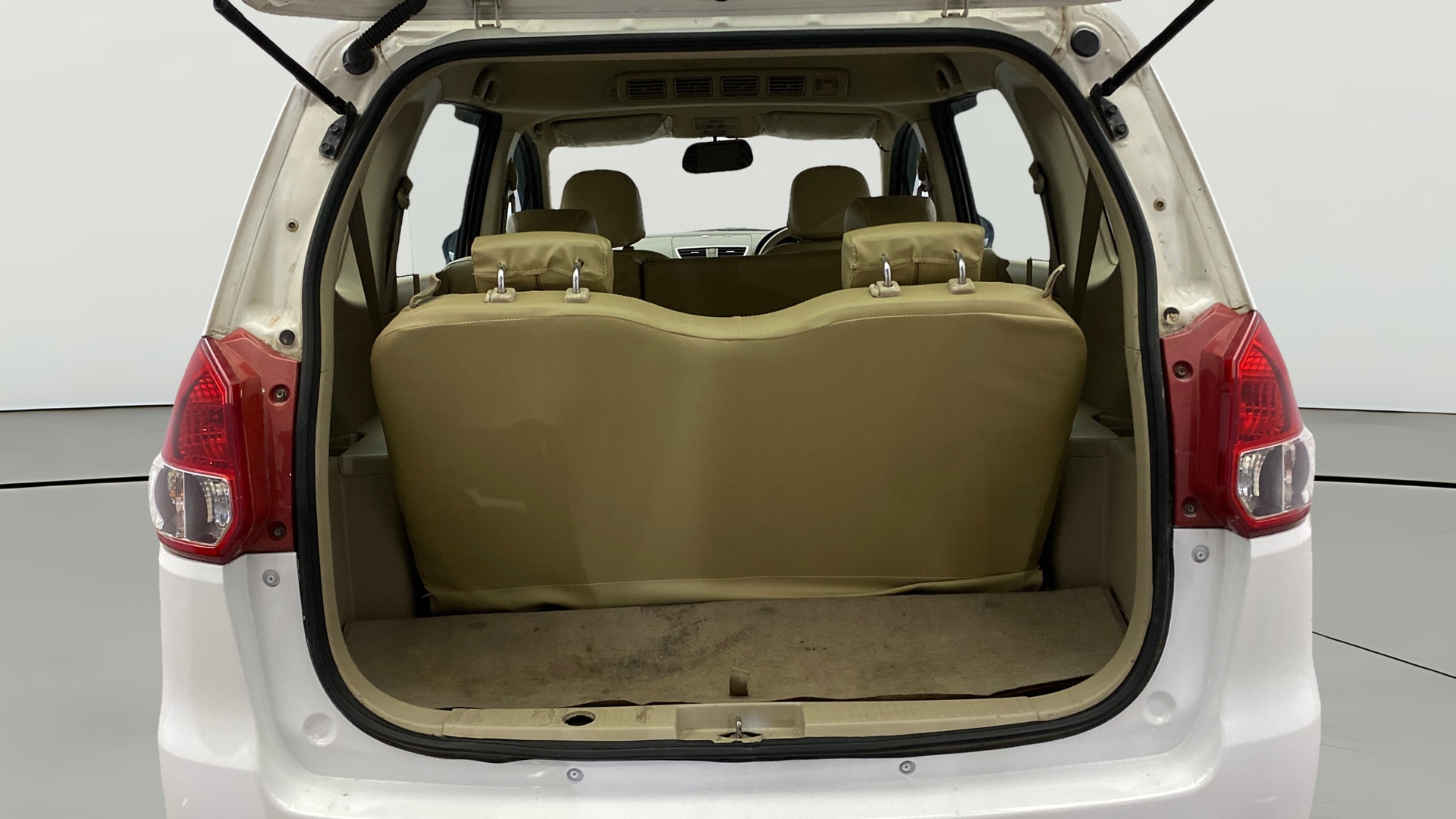 View 2015 Maruti Suzuki 1000 Base Variant Image 38 Used 2015 Maruti Suzuki 1000 Base Variant Image 38