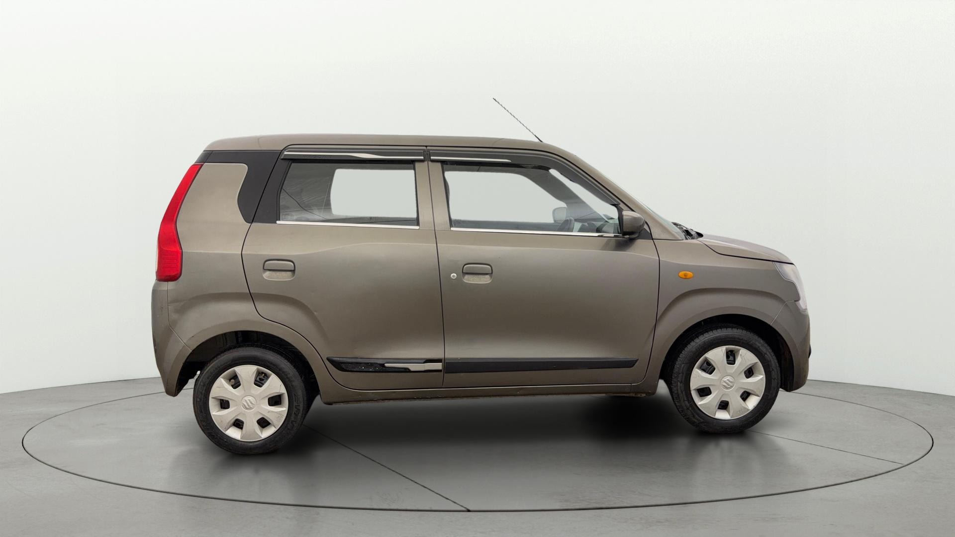 View 2023 Maruti Suzuki 1000 Base Variant Image 8 Used 2023 Maruti Suzuki 1000 Base Variant Image 8