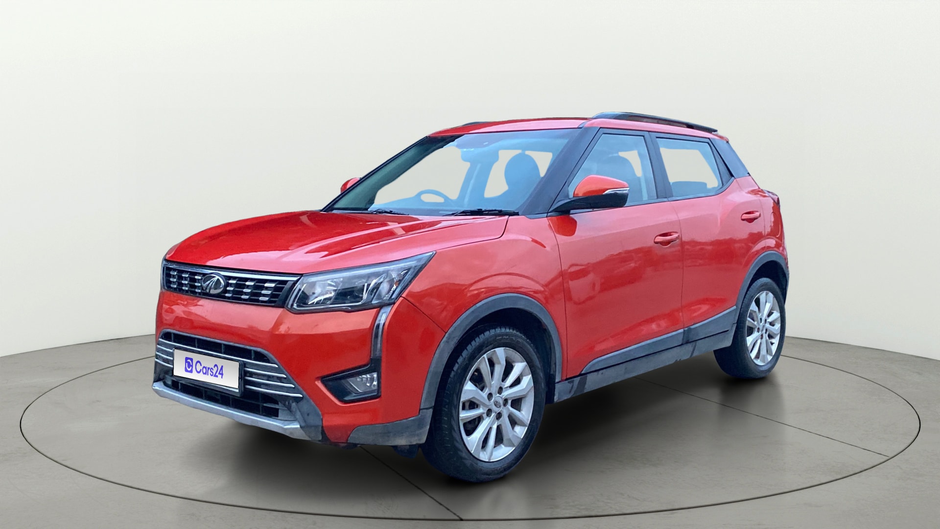 View 2019 Mahindra XUV300 W4 Petrol BS IV Image 37 Used 2019 Mahindra XUV300 W4 Petrol BS IV Image 37