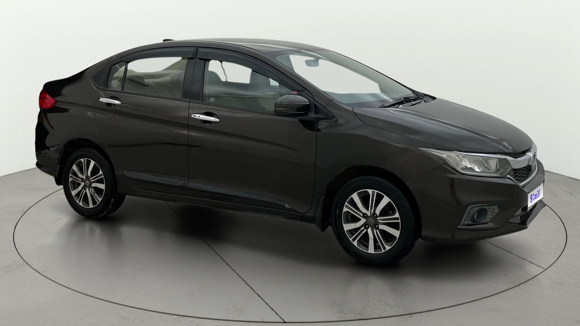View 2019 Honda City ZX MT Diesel Anniversary Edition Image 23 Used 2019 Honda City ZX MT Diesel Anniversary Edition Image 23