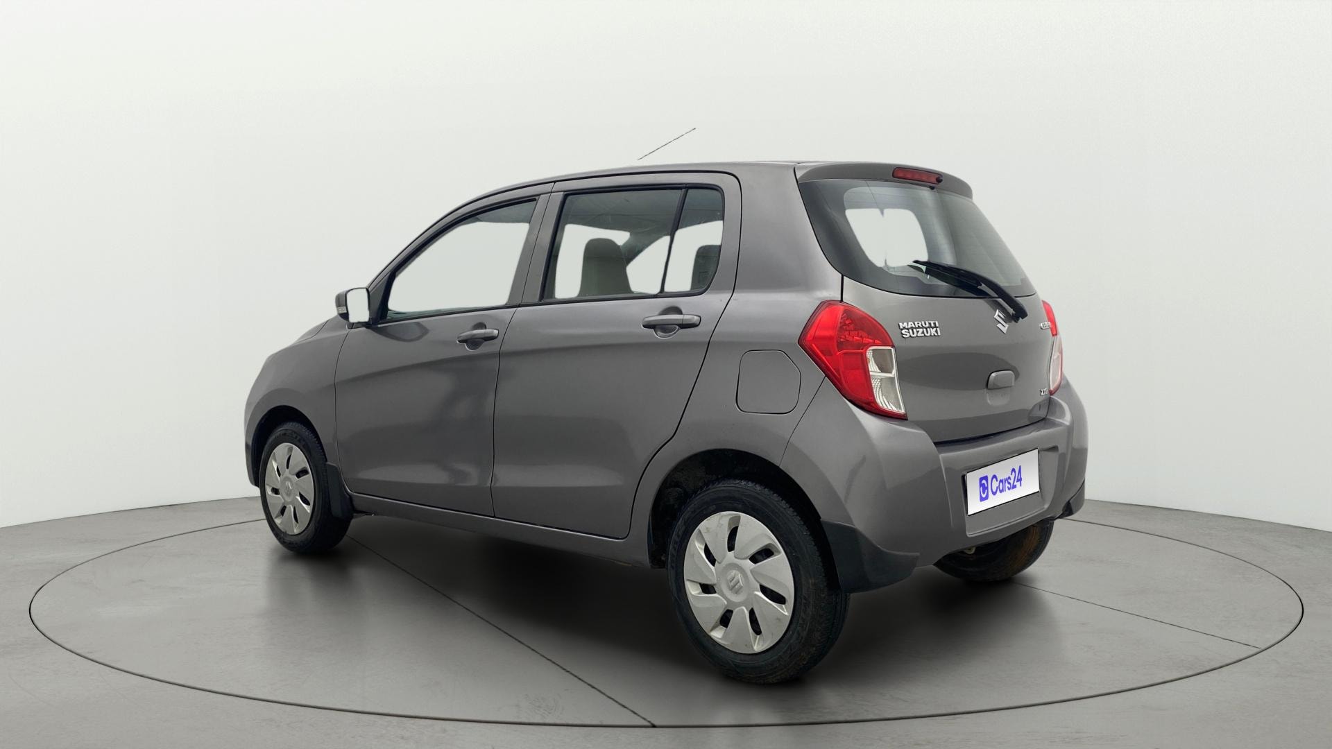 View 2017 Maruti Suzuki 1000 Base Variant Image 2 Used 2017 Maruti Suzuki 1000 Base Variant Image 2