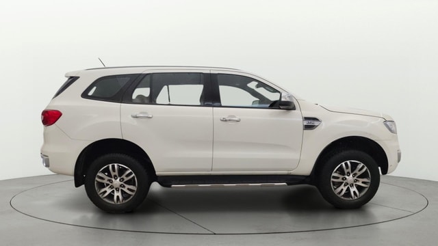 View Ford Endeavour Image 9 Used Ford Endeavour Image 9