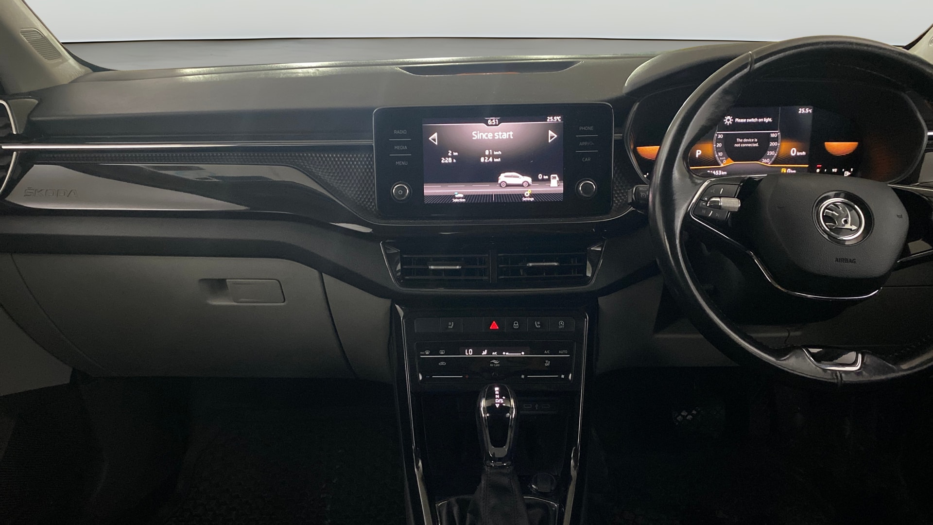 View 2022 Skoda Kushaq Style 1.5 TSI AT Image 17 Used 2022 Skoda Kushaq Style 1.5 TSI AT Image 17