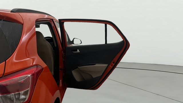 View Hyundai Grand i10 Image 7 Used Hyundai Grand i10 Image 7