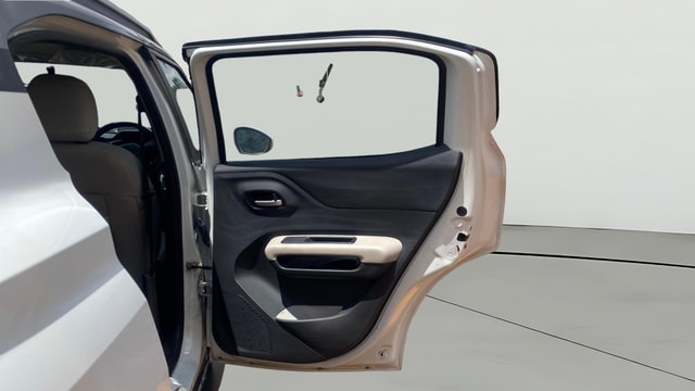 View Citroen C3 Aircross Image 8 Used Citroen C3 Aircross Image 8
