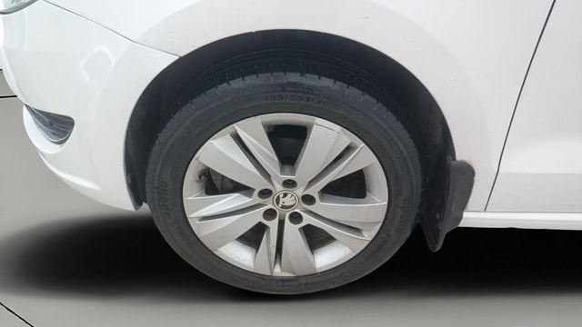 View Skoda Rapid Image 33 Used Skoda Rapid Image 33