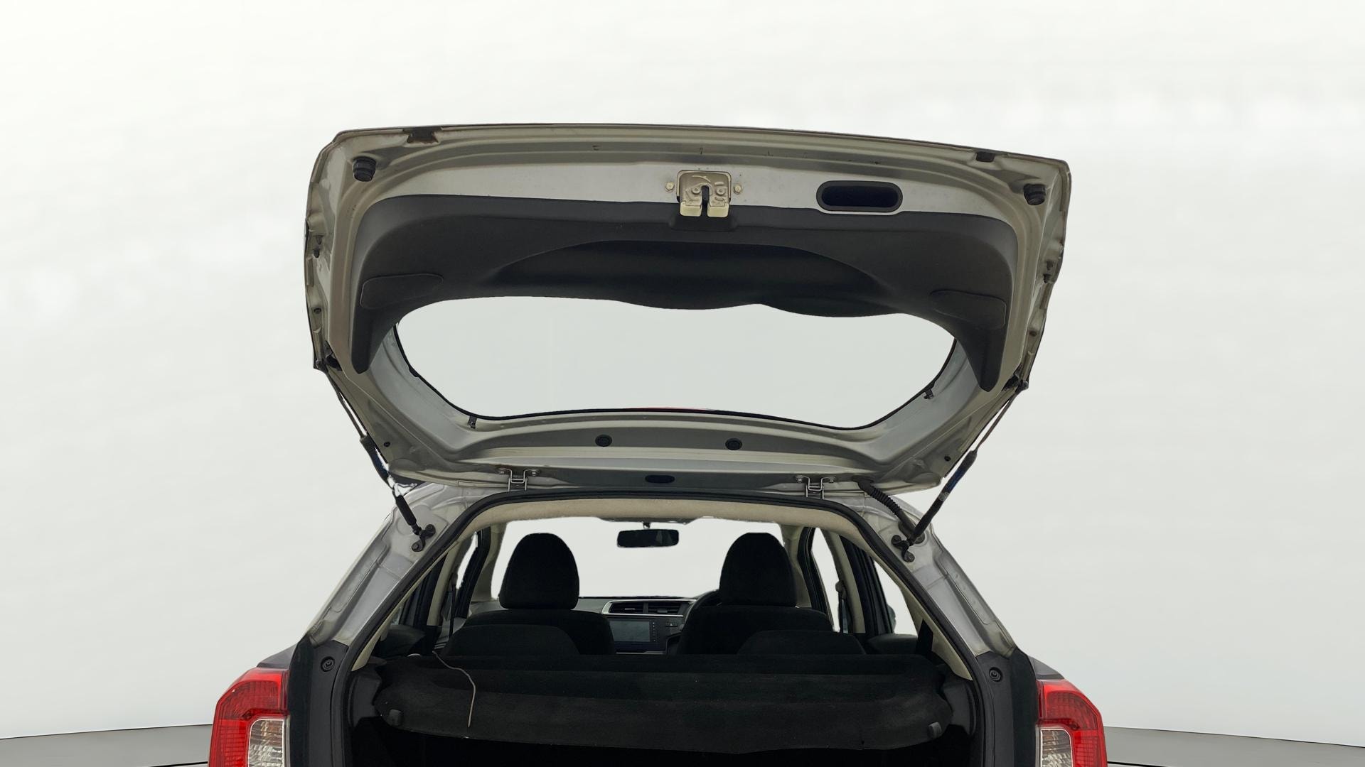 View 2021 Honda WR-V S MT Diesel Edge Edition Image 16 Used 2021 Honda WR-V S MT Diesel Edge Edition Image 16