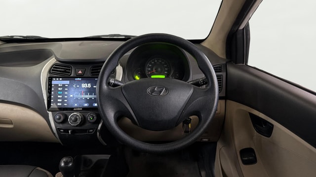 View Hyundai EON Image 20 Used Hyundai EON Image 20