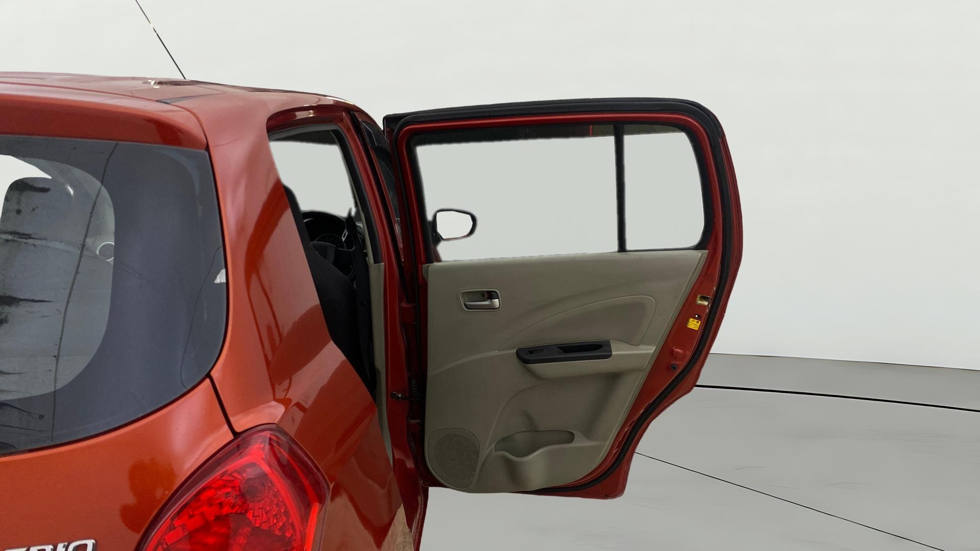 View 2014 Maruti Suzuki 1000 Base Variant Image 7 Used 2014 Maruti Suzuki 1000 Base Variant Image 7