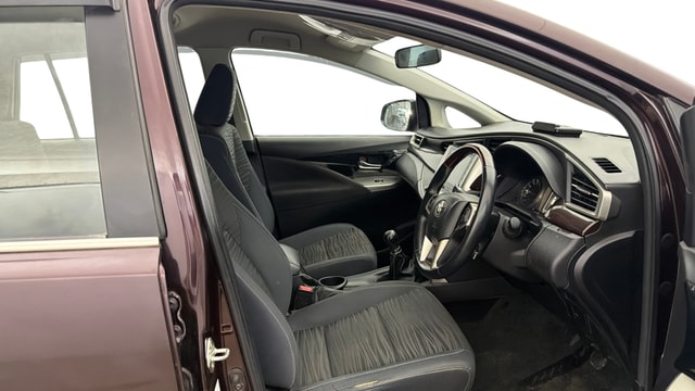 View Toyota Innova Crysta Image 27 Used Toyota Innova Crysta Image 27