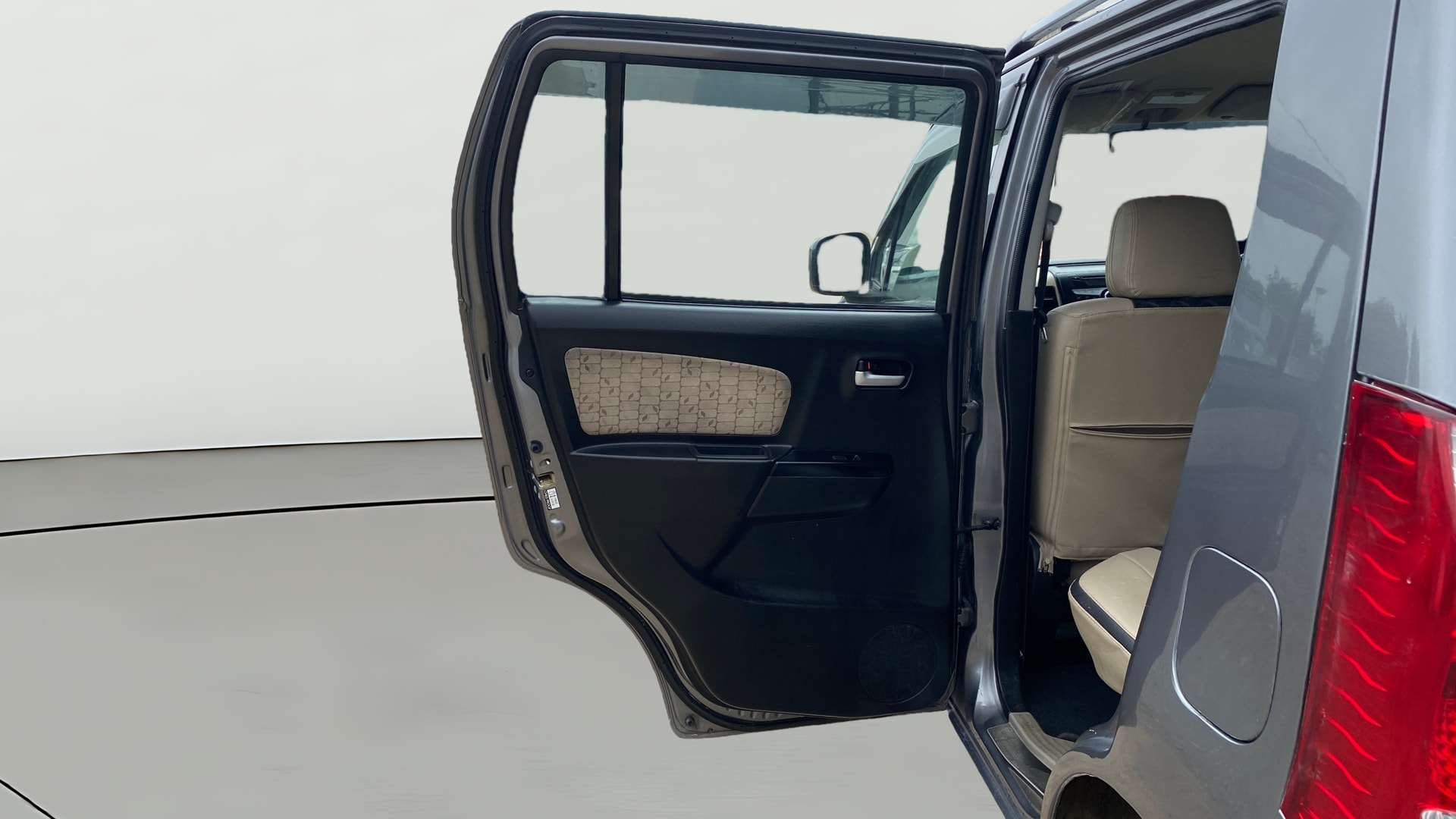 View 2018 Maruti Suzuki 1000 Base Variant Image 22 Used 2018 Maruti Suzuki 1000 Base Variant Image 22