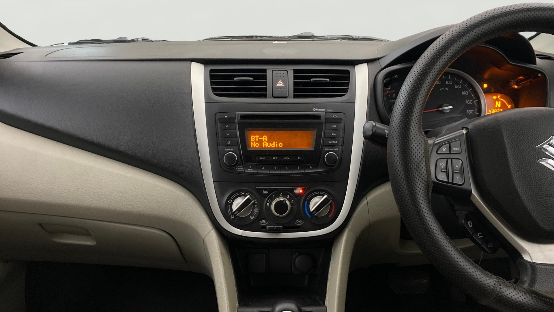 View 2017 Maruti Suzuki 1000 Base Variant Image 17 Used 2017 Maruti Suzuki 1000 Base Variant Image 17