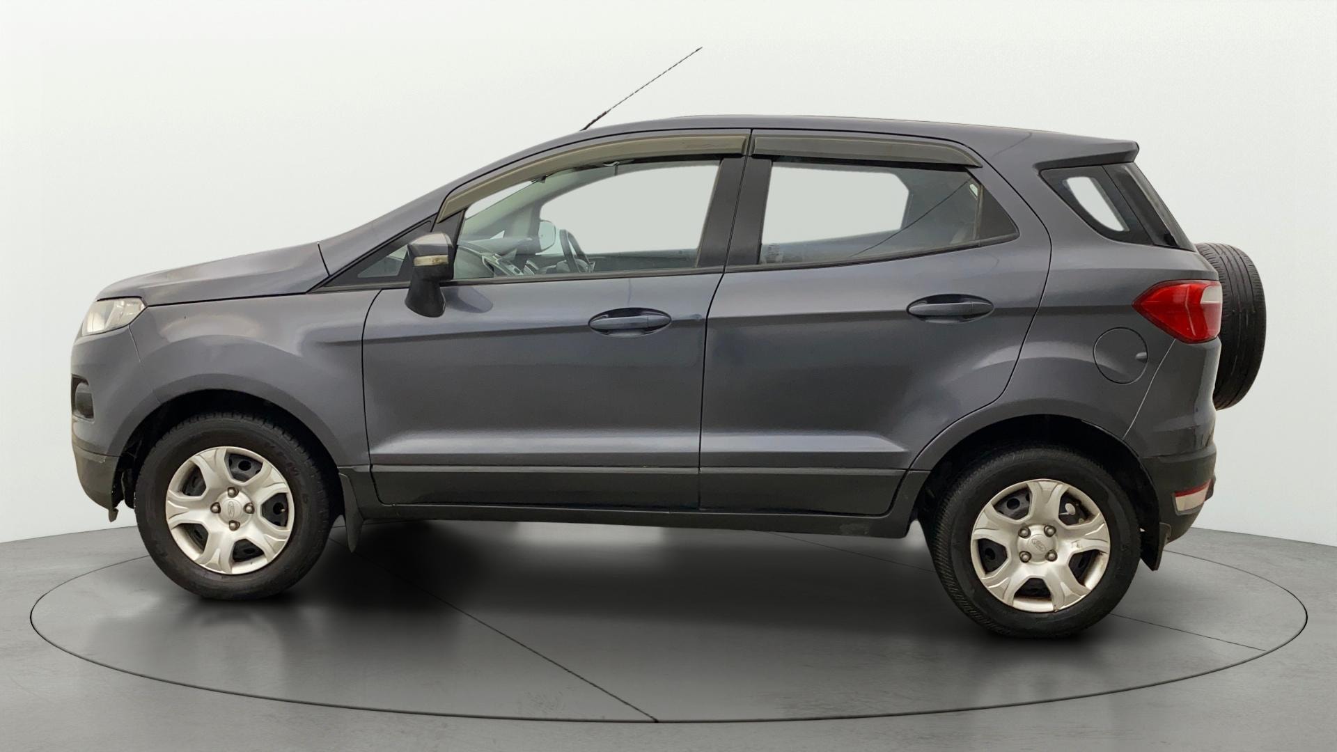 View 2014 Ford EcoSport 1.5 TDCi Diesel Ambiente BS IV Image 5 Used 2014 Ford EcoSport 1.5 TDCi Diesel Ambiente BS IV Image 5