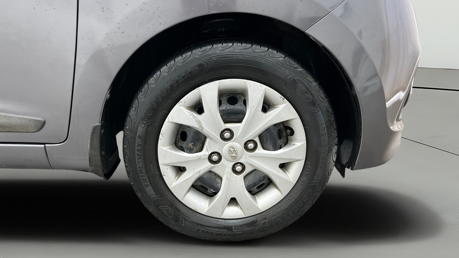 View 2015 Hyundai Grand i10 Sportz 1.2 Kappa Image 39 Used 2015 Hyundai Grand i10 Sportz 1.2 Kappa Image 39
