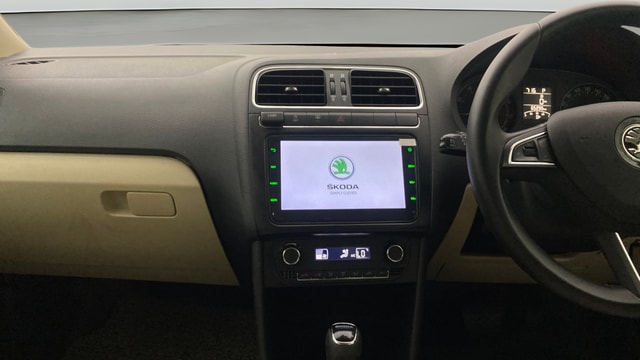 View Skoda Rapid Image 17 Used Skoda Rapid Image 17