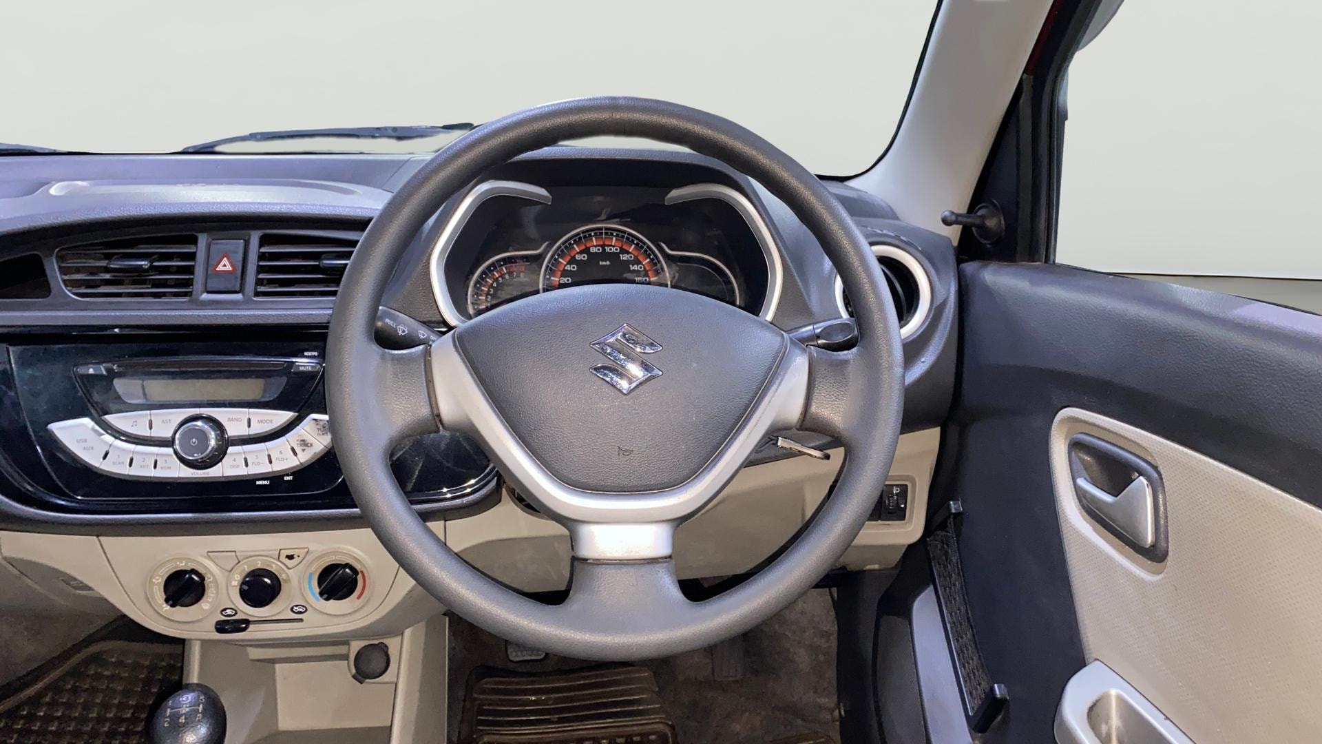 View 2016 Maruti Suzuki Alto K10 LX Image 12 Used 2016 Maruti Suzuki Alto K10 LX Image 12