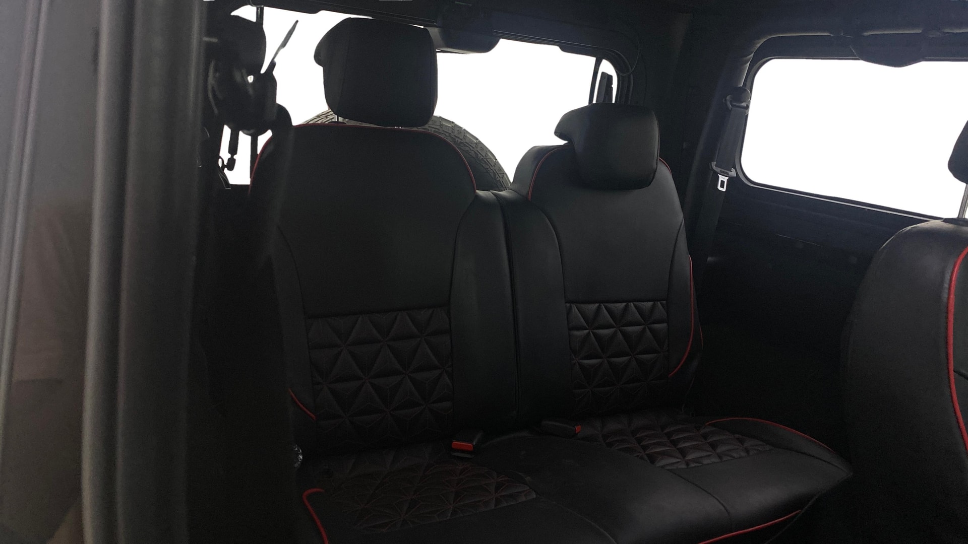 View 2022 Mahindra Thar AX Standard Manual Soft Top 6 Seater Image 28 Used 2022 Mahindra Thar AX Standard Manual Soft Top 6 Seater Image 28