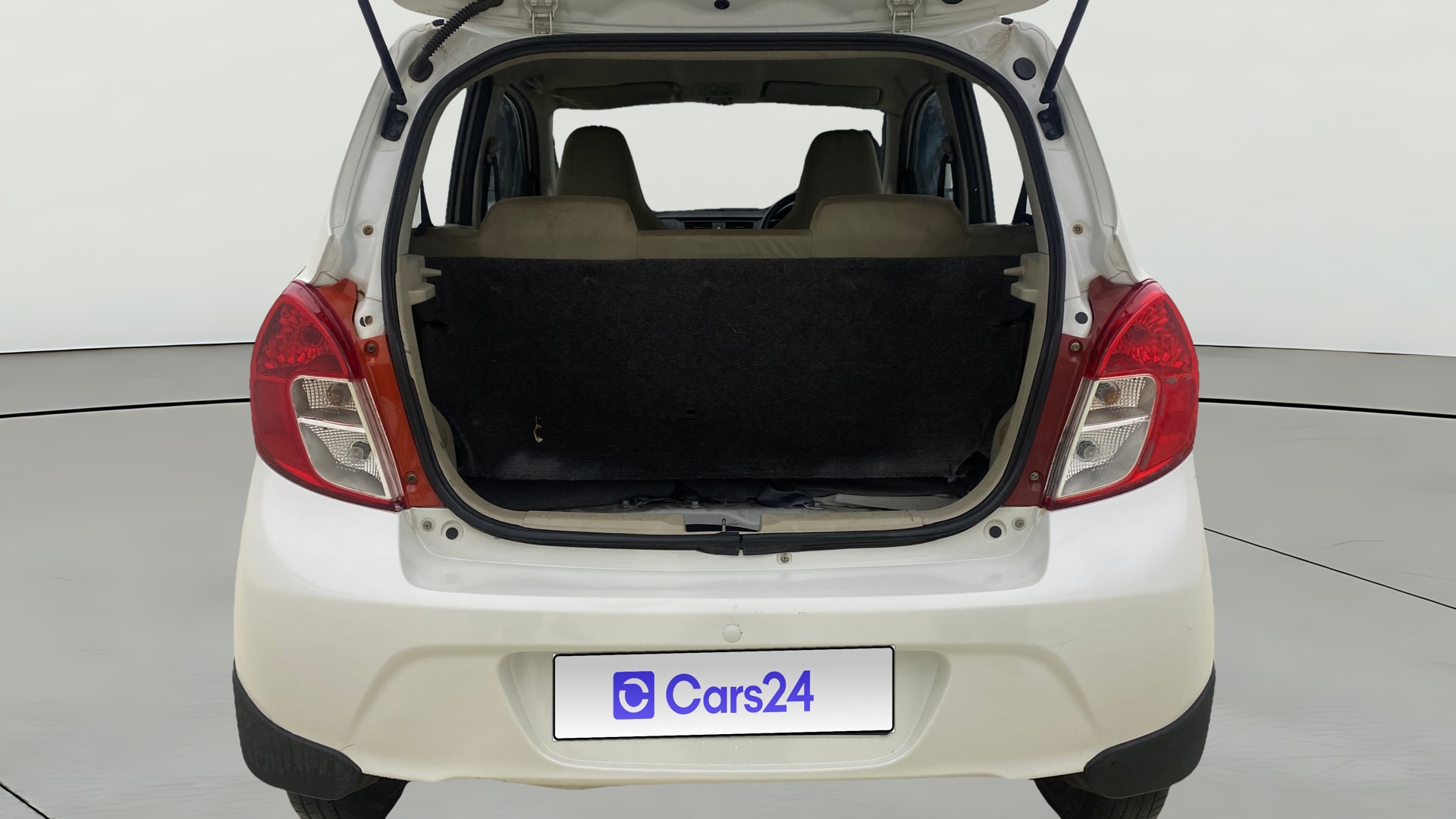 View 2019 Maruti Suzuki 1000 Base Variant Image 36 Used 2019 Maruti Suzuki 1000 Base Variant Image 36