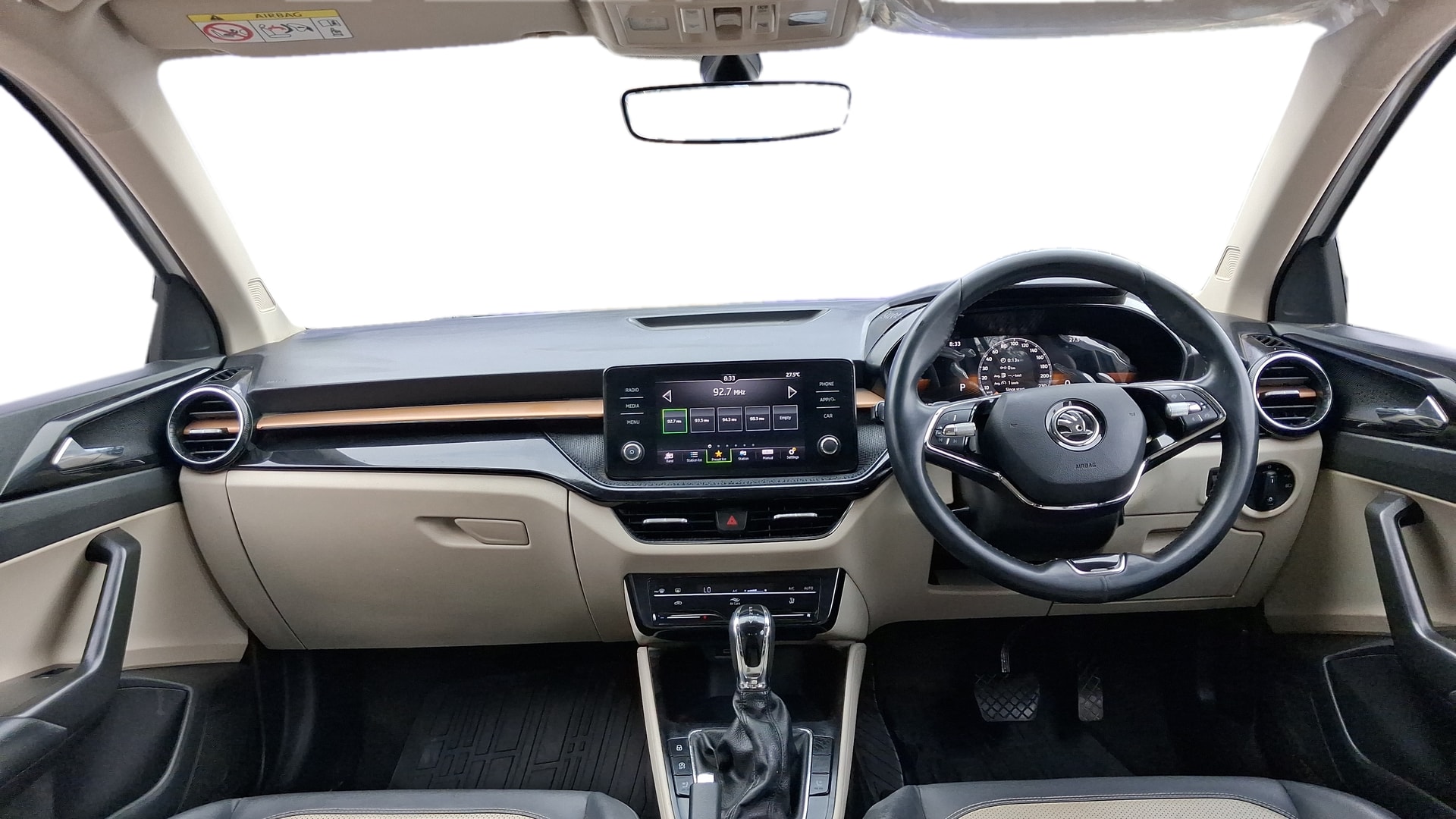 View 2023 Skoda Slavia Style 1.0 TSI AT Image 15 Used 2023 Skoda Slavia Style 1.0 TSI AT Image 15