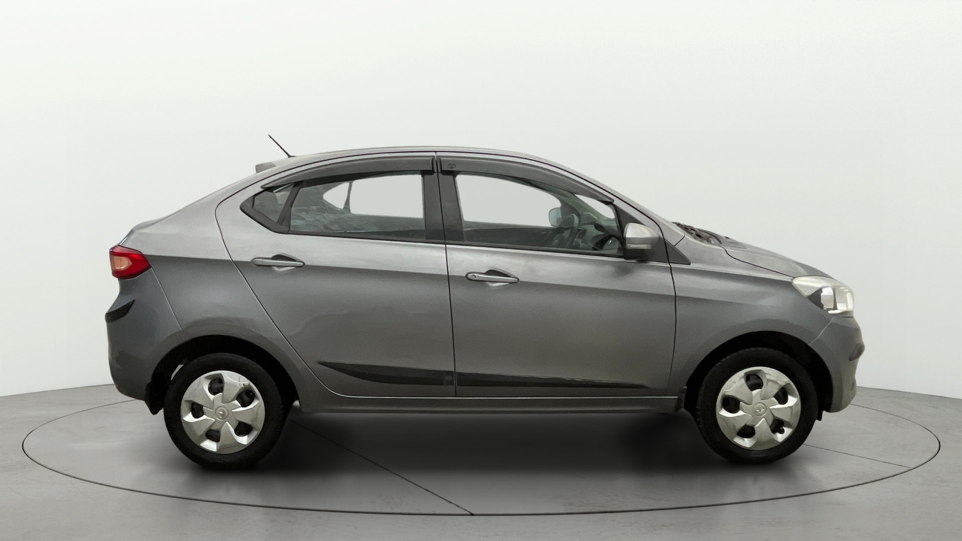 View 2018 Tata Tigor XT Petrol Image 8 Used 2018 Tata Tigor XT Petrol Image 8