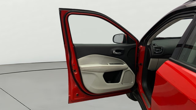 View Jeep Compass Image 37 Used Jeep Compass Image 37