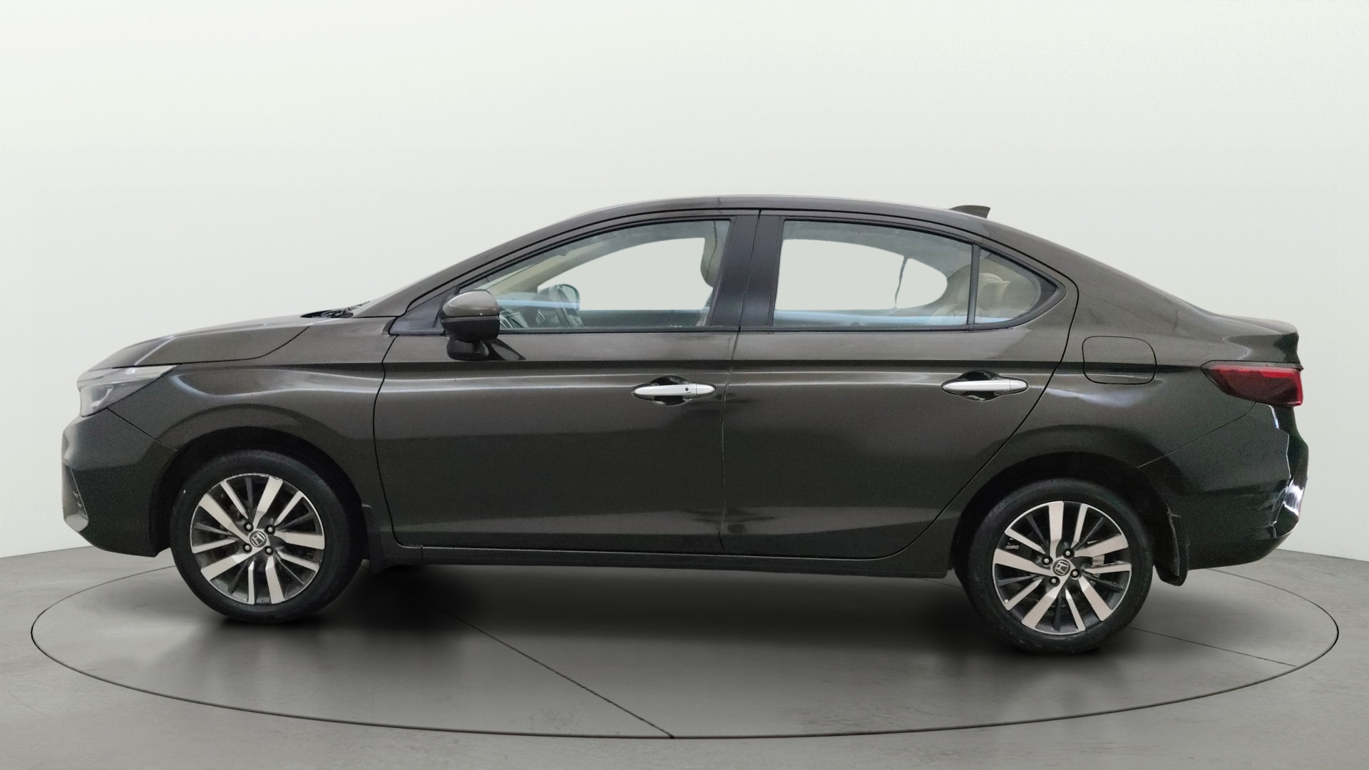 View 2022 Honda City ZX CVT Image 6 Used 2022 Honda City ZX CVT Image 6