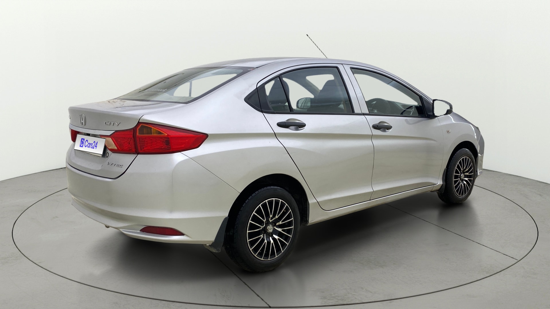 View 2015 Honda City ZX MT Diesel Anniversary Edition Image 43 Used 2015 Honda City ZX MT Diesel Anniversary Edition Image 43