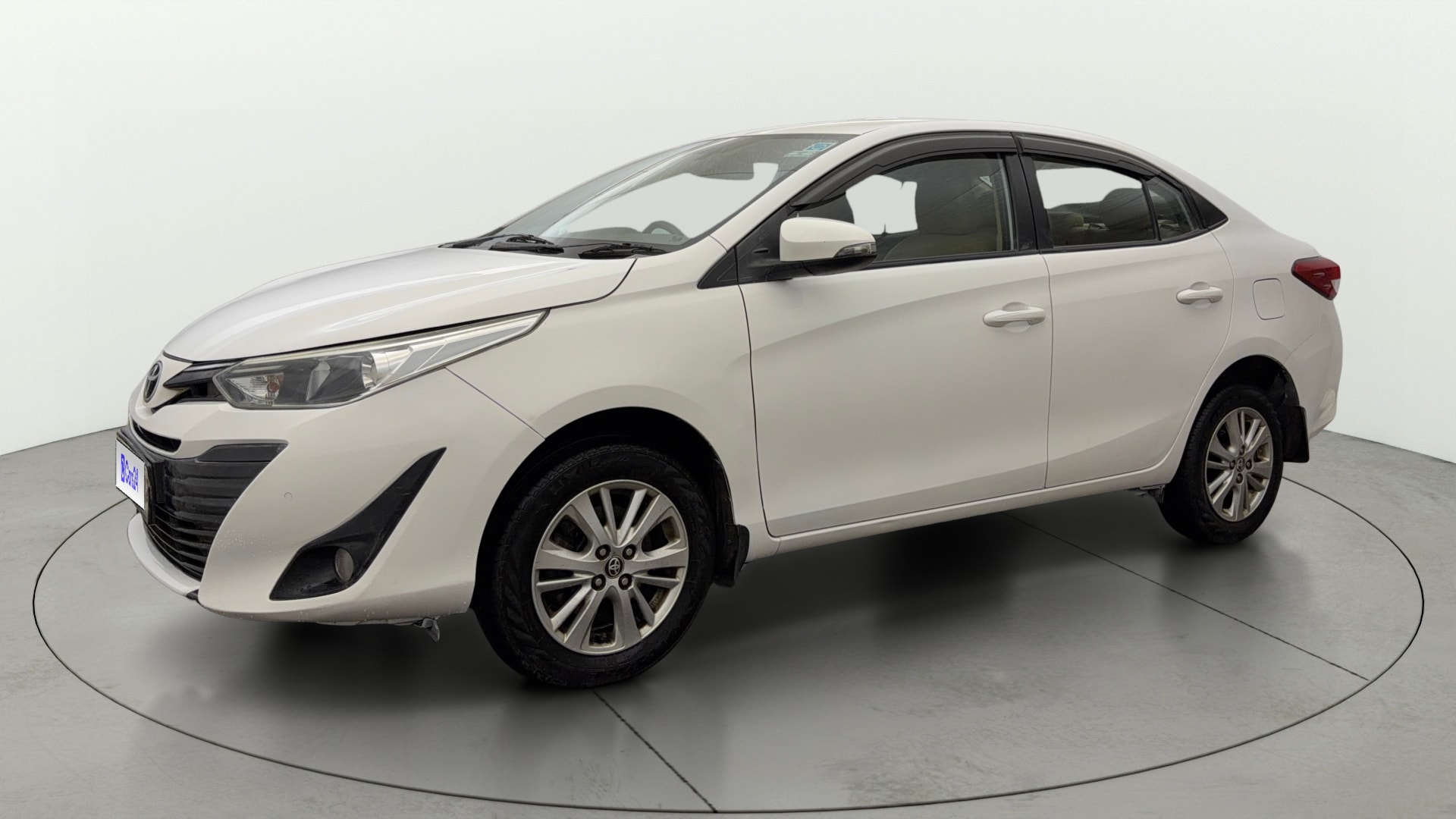 View 2018 Toyota Yaris V CVT Image 22 Used 2018 Toyota Yaris V CVT Image 22