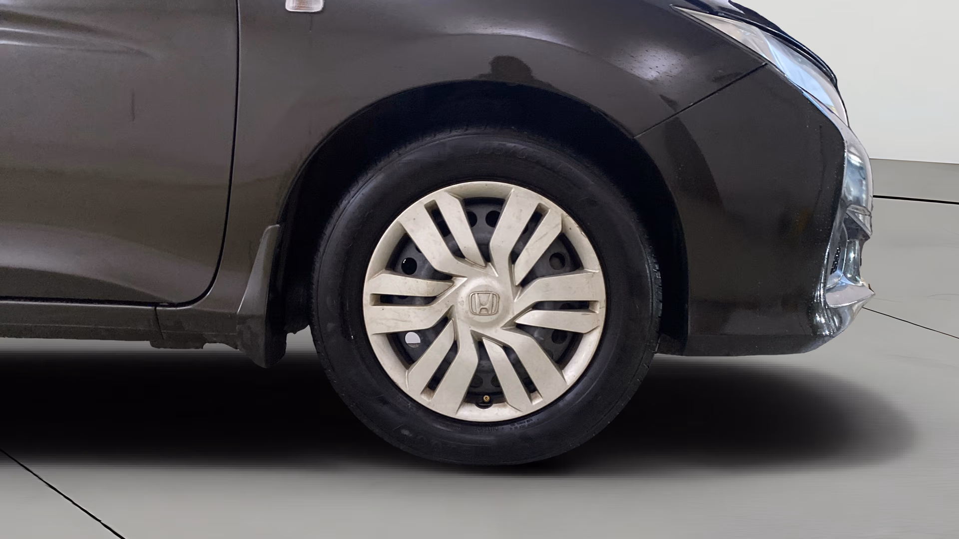 View 2015 Honda City ZX MT Diesel Anniversary Edition Image 40 Used 2015 Honda City ZX MT Diesel Anniversary Edition Image 40