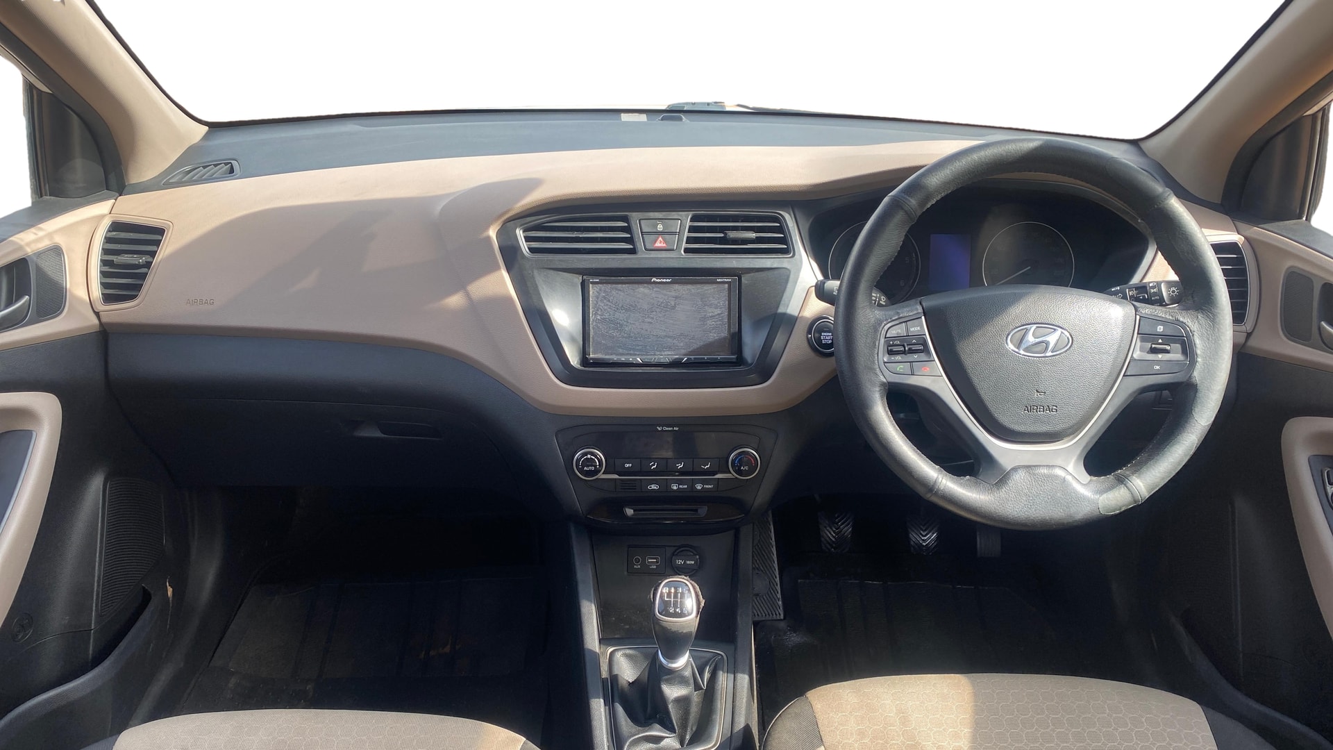 View 2015 Hyundai Elite i20 1.4 Asta Diesel Image 15 Used 2015 Hyundai Elite i20 1.4 Asta Diesel Image 15
