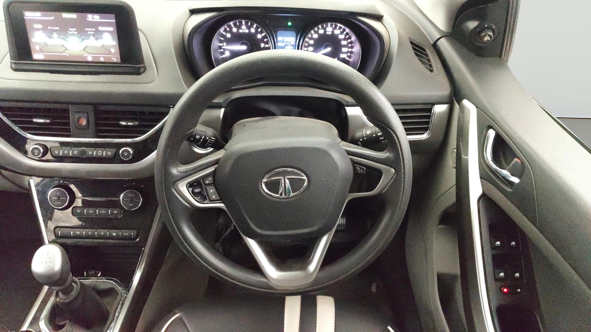 View 2018 Tata Nexon Revotron XE Image 20 Used 2018 Tata Nexon Revotron XE Image 20