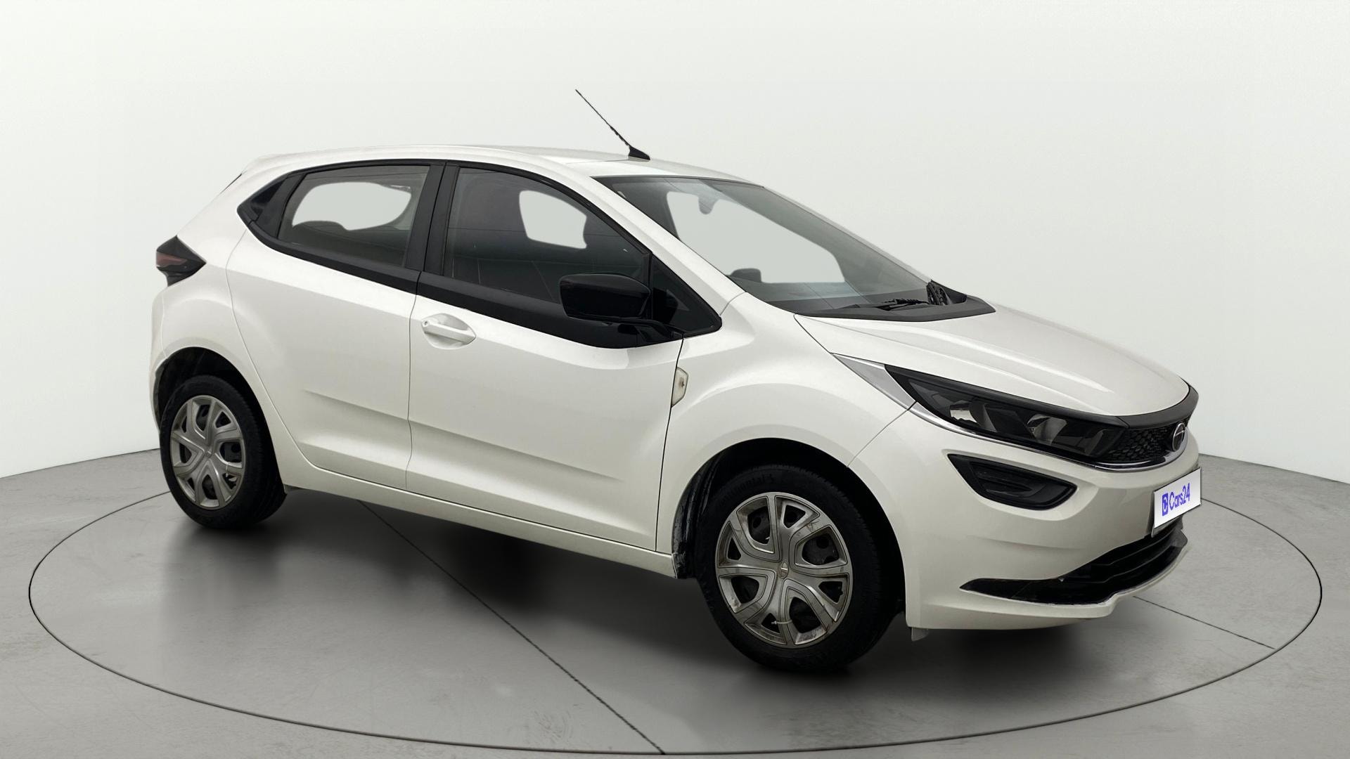 View 2022 Tata Altroz XM Plus Petrol Image 35 Used 2022 Tata Altroz XM Plus Petrol Image 35