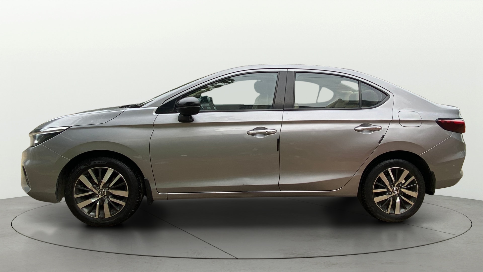 View 2020 Honda City ZX CVT Image 6 Used 2020 Honda City ZX CVT Image 6