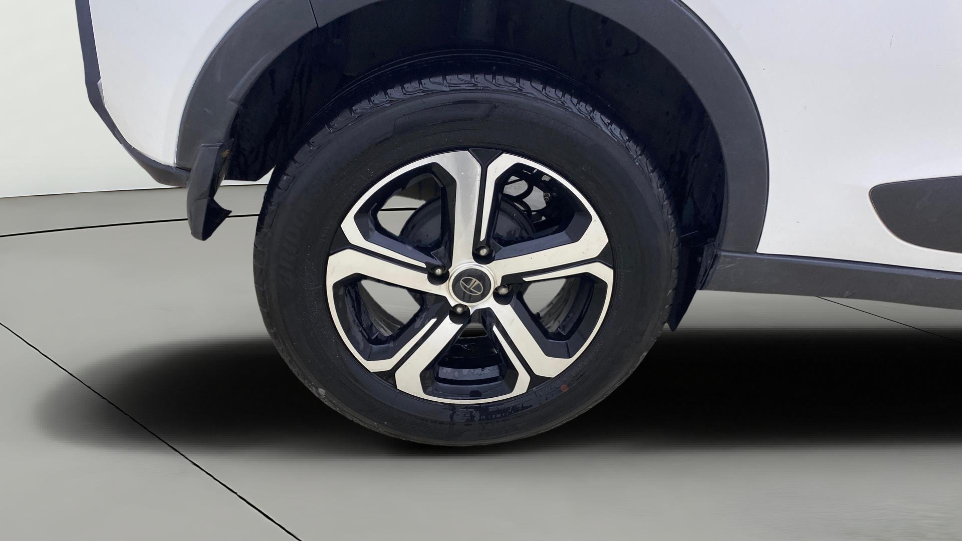 View 2023 Tata Nexon Revotron XE Image 24 Used 2023 Tata Nexon Revotron XE Image 24