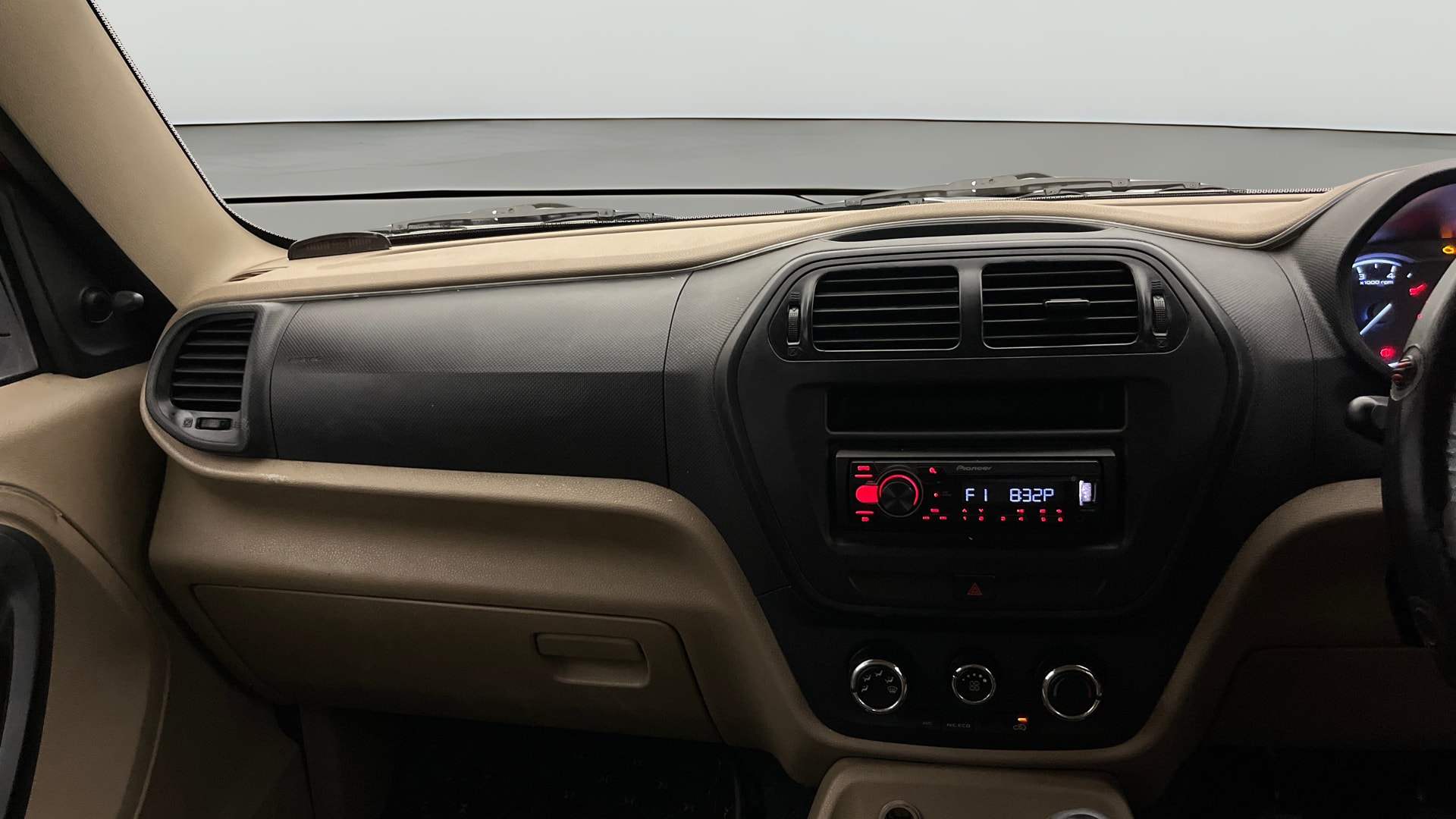 Used 2021 Mahindra Bolero Neo Used 2021 Mahindra Bolero Neo