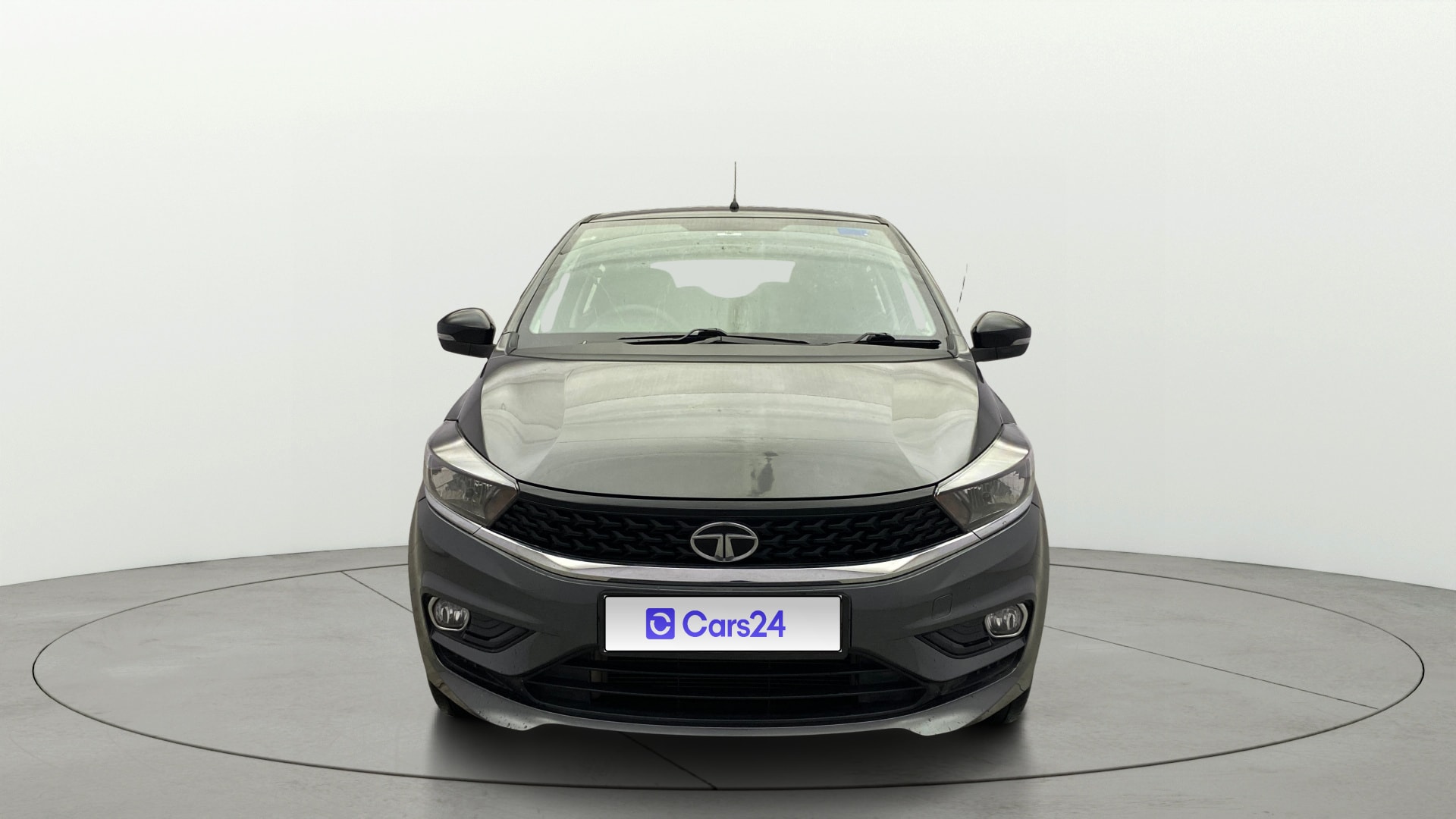 View 2021 Tata Tiago Revotorq XB Image 1 Used 2021 Tata Tiago Revotorq XB Image 1