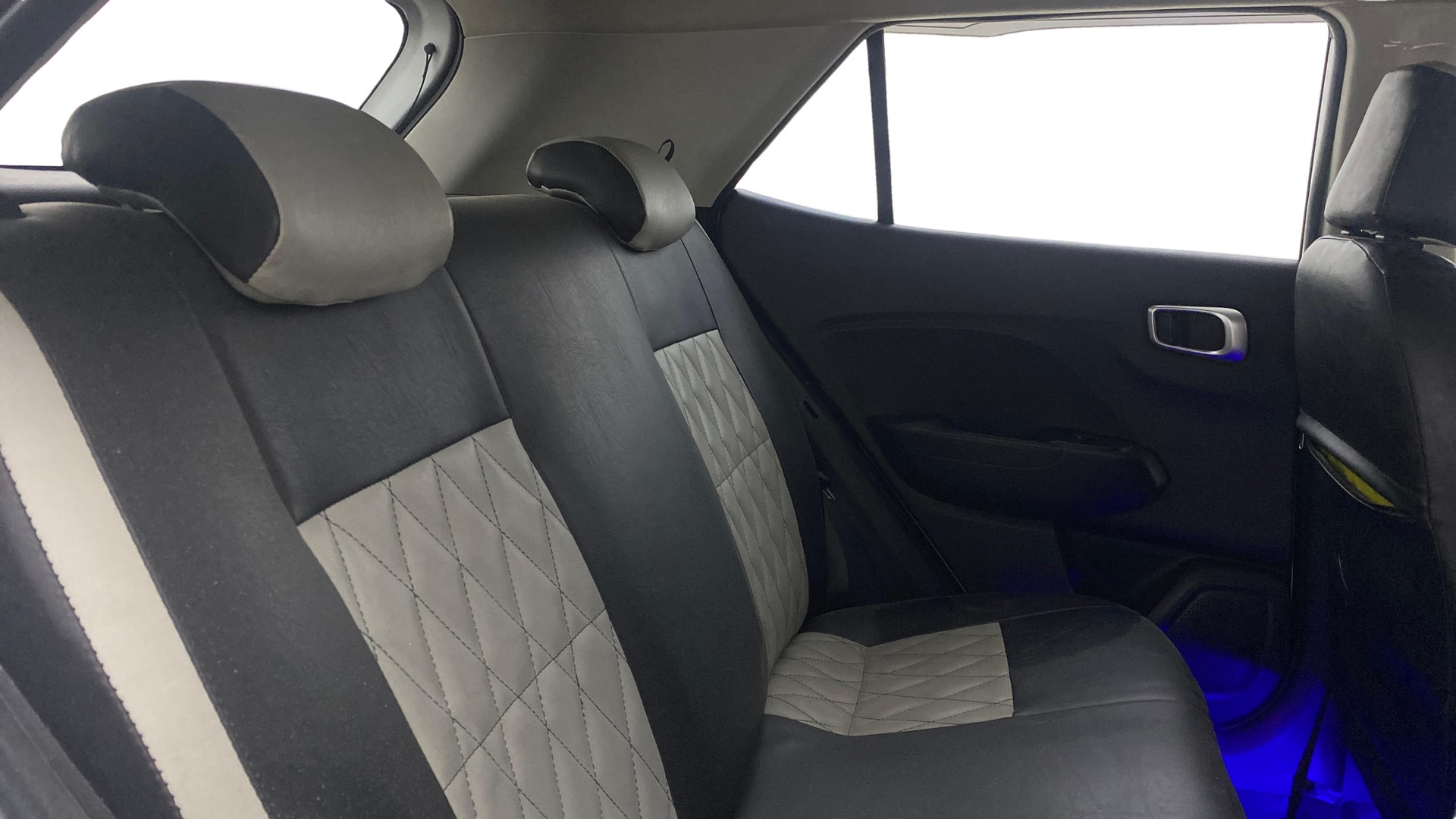 View 2020 Hyundai Venue SX Plus 1.0 Petrol AT Image 31 Used 2020 Hyundai Venue SX Plus 1.0 Petrol AT Image 31
