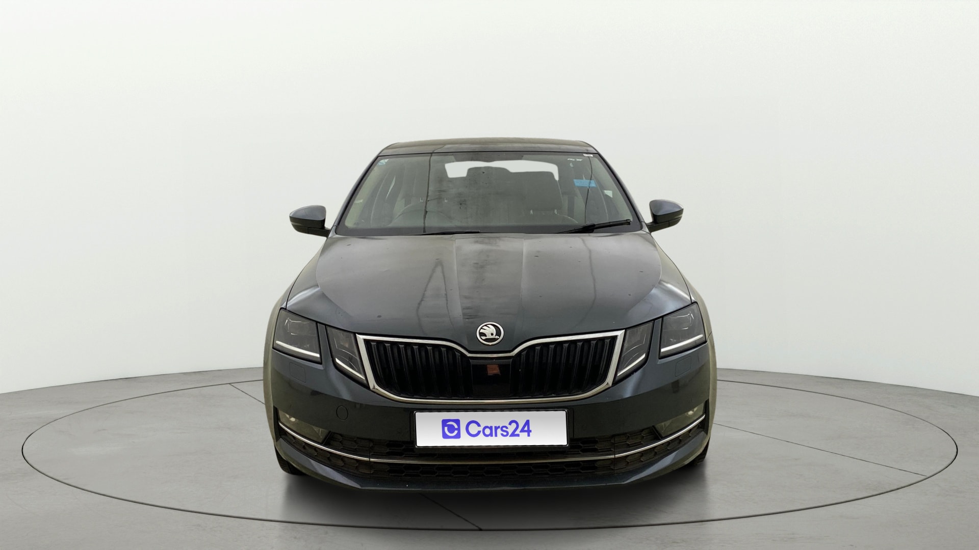 View 2018 Skoda Octavia 1.8 Style TSI AT Image 1 Used 2018 Skoda Octavia 1.8 Style TSI AT Image 1