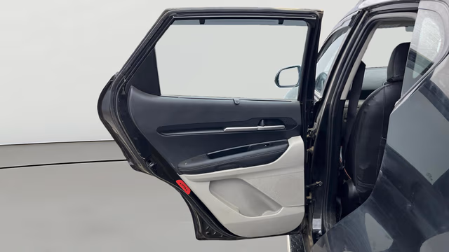 View Kia Sonet Image 15 Used Kia Sonet Image 15
