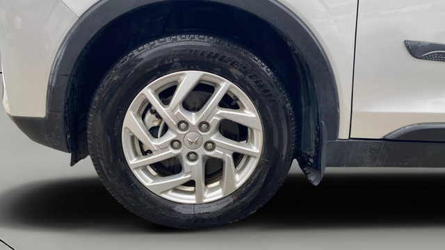 View Mahindra XUV300 Image 29 Used Mahindra XUV300 Image 29