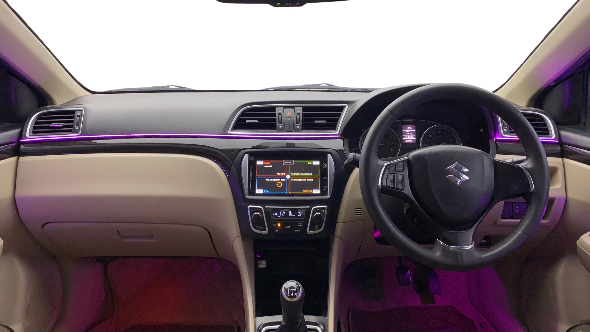 View 2015 Maruti Suzuki 1000 Base Variant Image 15 Used 2015 Maruti Suzuki 1000 Base Variant Image 15