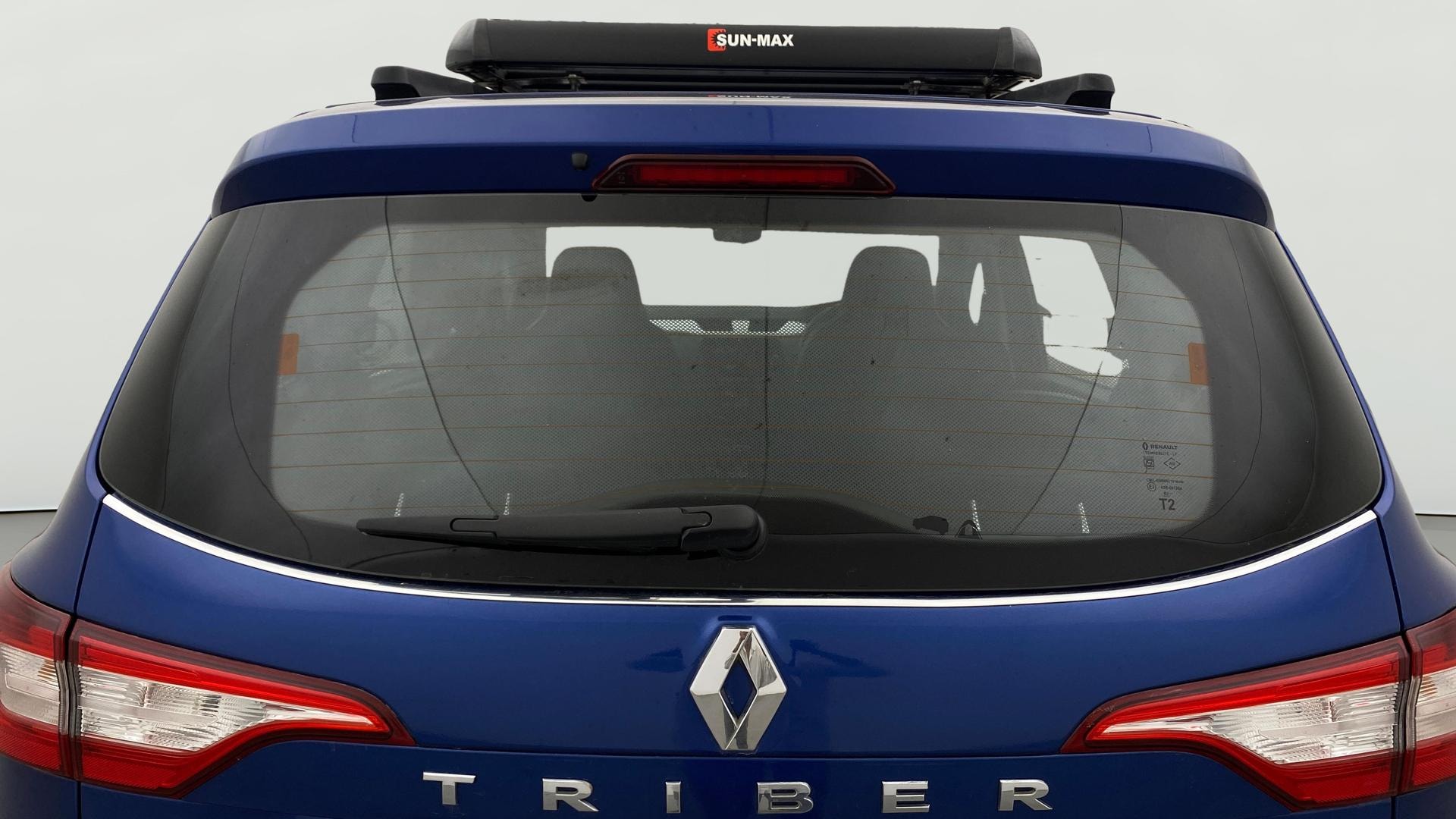 View 2019 Renault Triber RXZ Image 4 Used 2019 Renault Triber RXZ Image 4